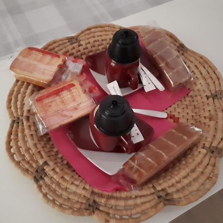 Casa Delle Orchidee Hotel Alba  Værelse billede